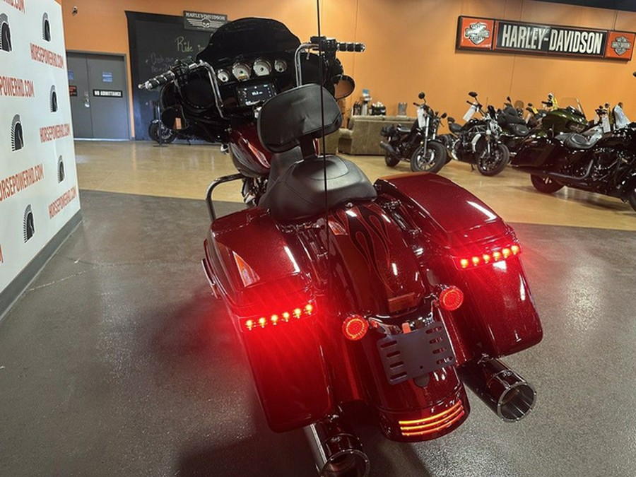 2017 Harley-Davidson FLHXS - Street Glide Special