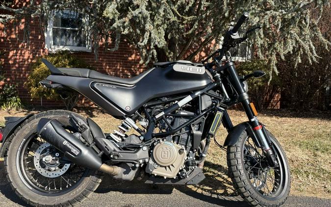 2022 Husqvarna® Svartpilen 401