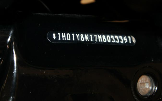 Used 2021 Harley-Davidson Heritage Classic 114 Cruiser FLHCS Motorcycle For Sale In Miami, Florida