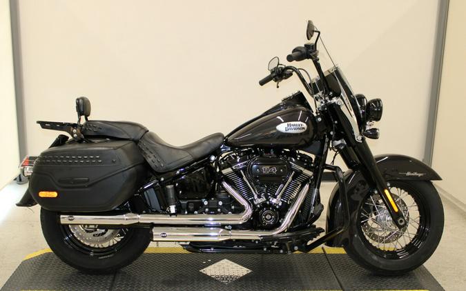 Used 2021 Harley-Davidson Heritage Classic 114 Cruiser FLHCS Motorcycle For Sale In Miami, Florida