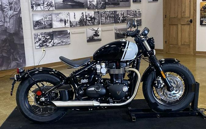 2024 Triumph BONNEVILLE BOBBER