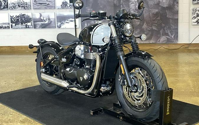 2024 Triumph BONNEVILLE BOBBER