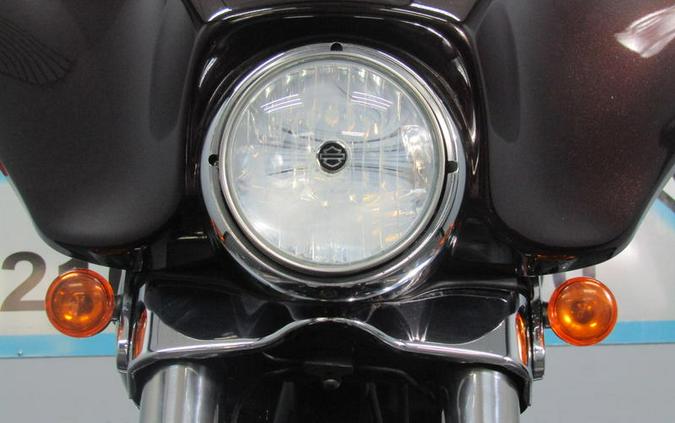 2011 Harley-Davidson® FLHX - Street Glide®