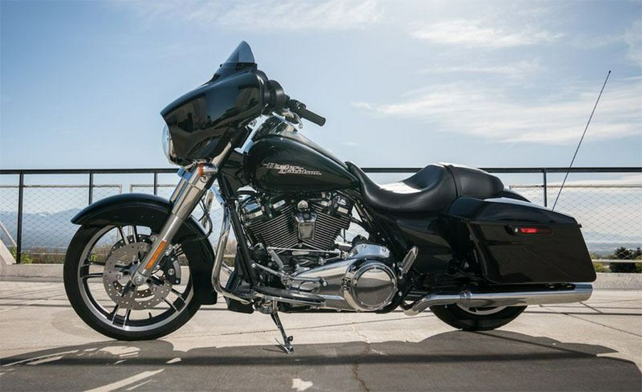 2019 Harley-Davidson Street Glide® Base