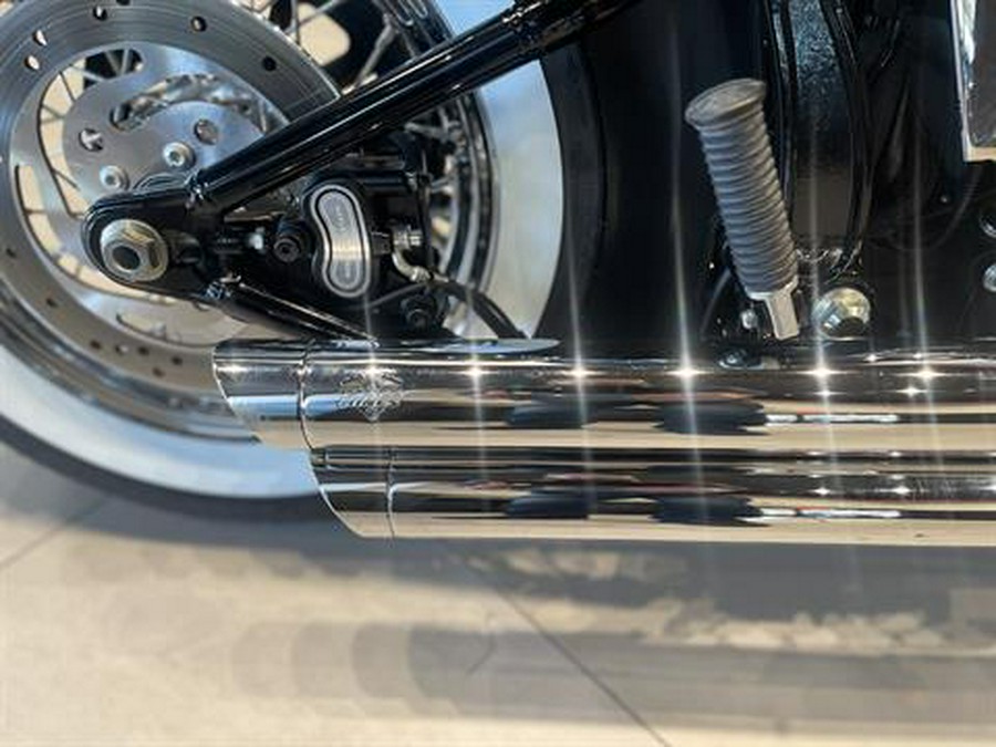 2014 Harley-Davidson Softail® Deluxe