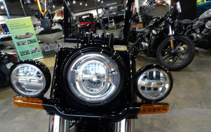 2018 Harley-Davidson Softail FLDE - Deluxe