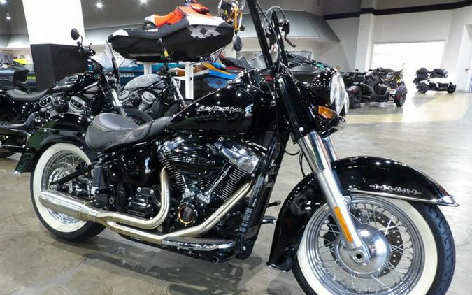 2018 Harley-Davidson Softail FLDE - Deluxe