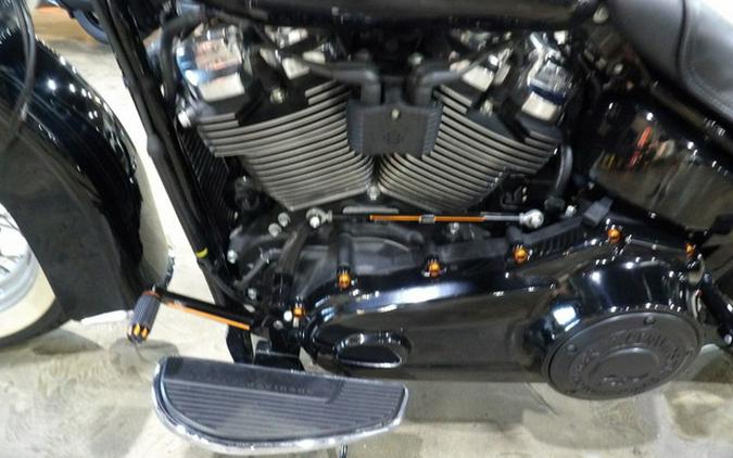 2018 Harley-Davidson Softail FLDE - Deluxe