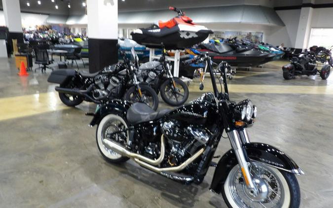 2018 Harley-Davidson Softail FLDE - Deluxe