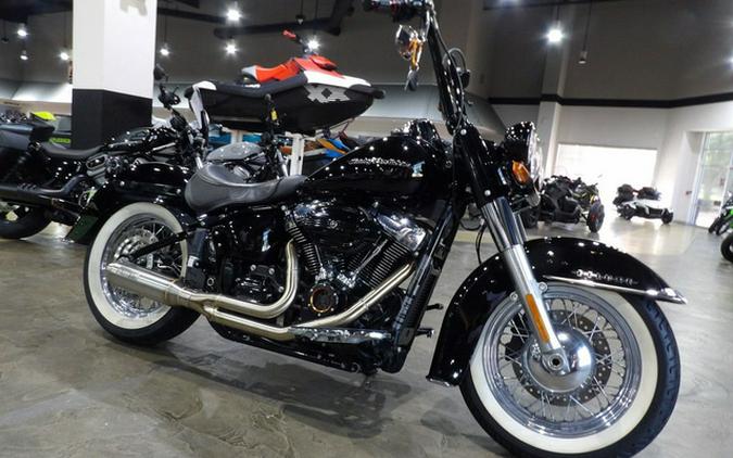 2018 Harley-Davidson Softail FLDE - Deluxe