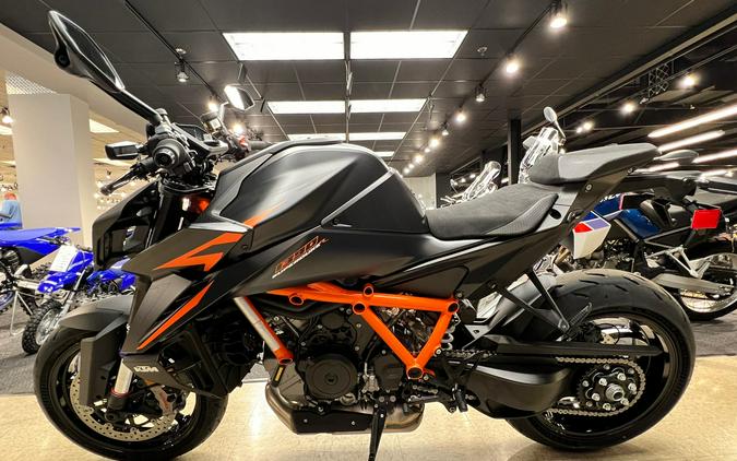 2024 KTM 1390 Super Duke R EVO