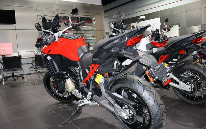 2025 Ducati Multistrada V4