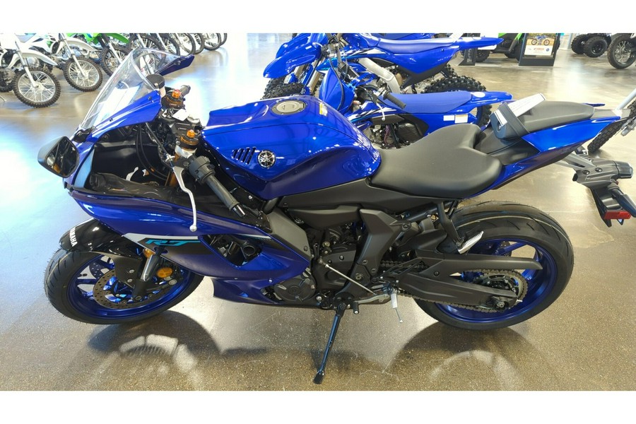 2025 Yamaha YZF-R7