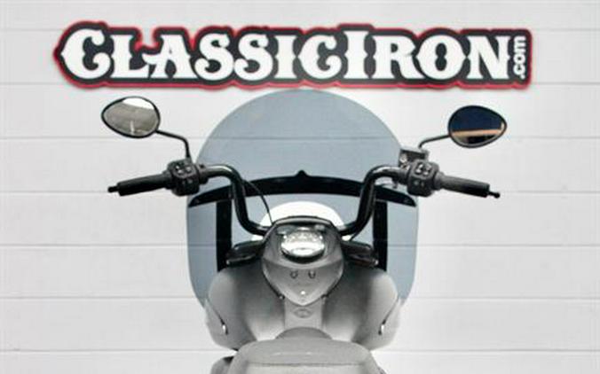 2024 Indian Motorcycle Springfield® Dark Horse®