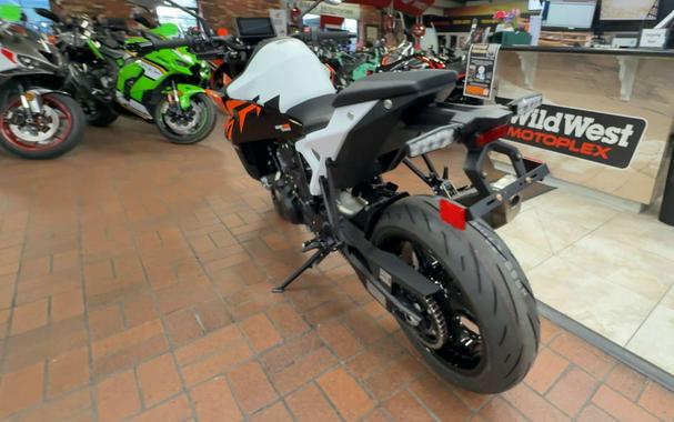 2027 KTM 990 DUKE