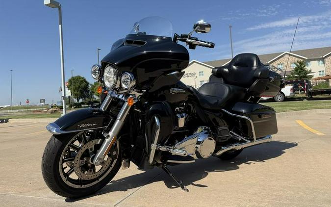 2018 Harley-Davidson® FLHTCU - Electra Glide® Ultra Classic®