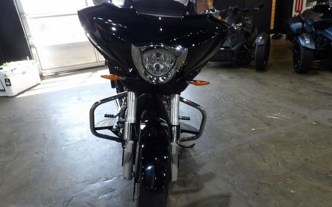 2017 Victory Motorcycles Cross Country Gloss Black