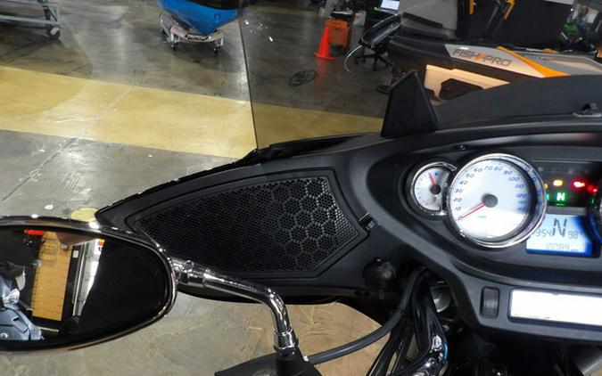 2017 Victory Motorcycles Cross Country Gloss Black