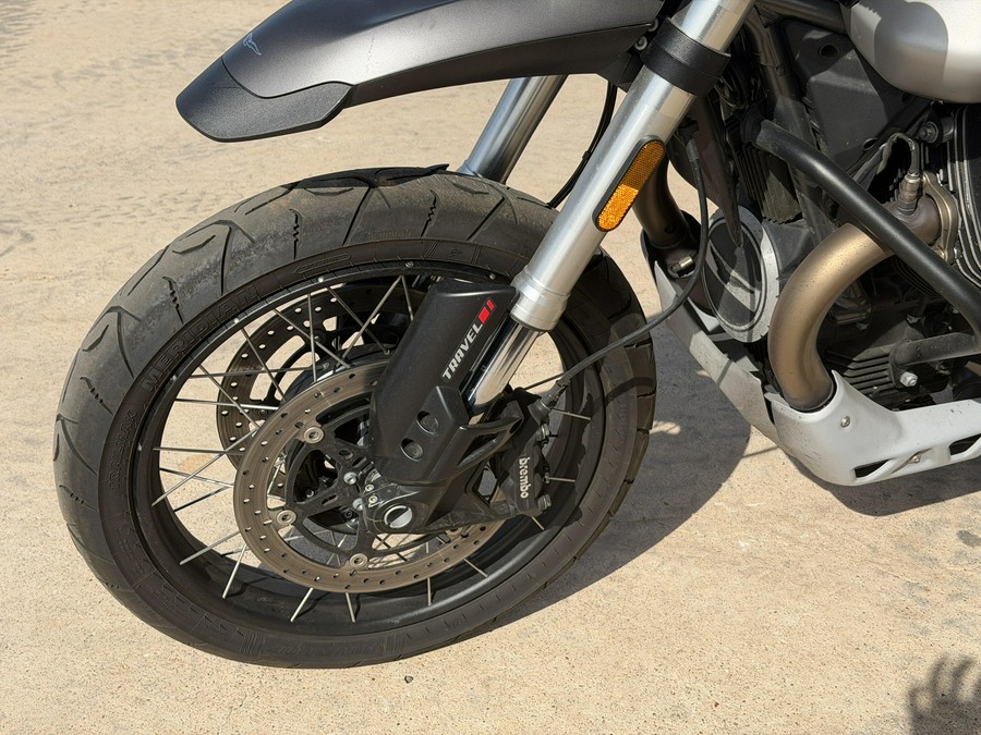 2023 MOTO GUZZI V85 TT TRAVEL E5