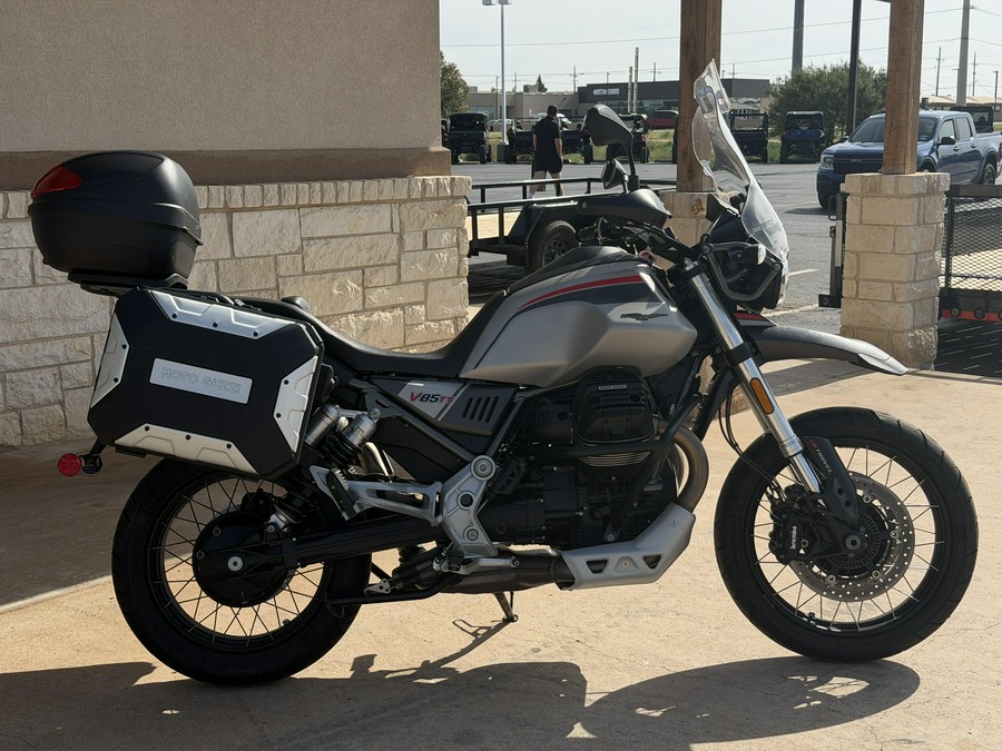 2023 MOTO GUZZI V85 TT TRAVEL E5