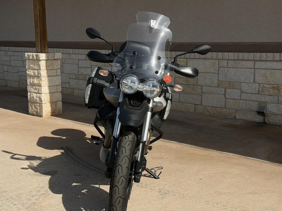 2023 MOTO GUZZI V85 TT TRAVEL E5