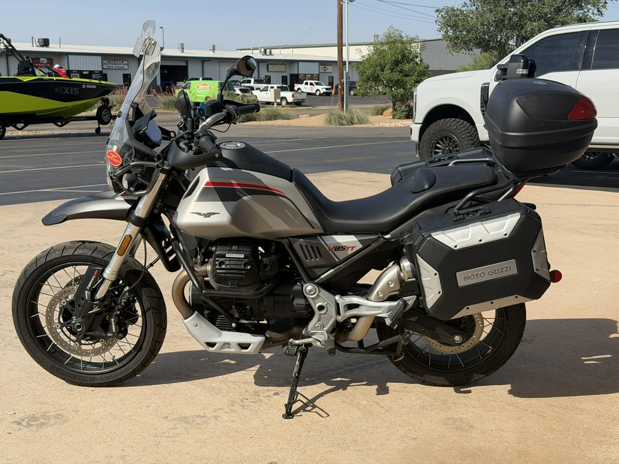 2023 MOTO GUZZI V85 TT TRAVEL E5