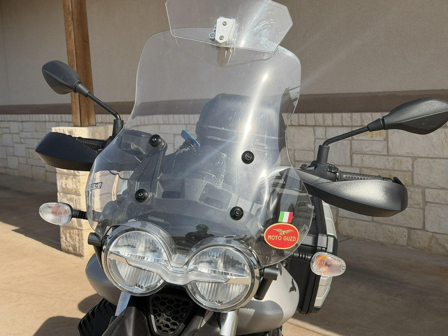 2023 MOTO GUZZI V85 TT TRAVEL E5