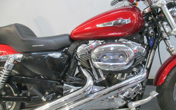2013 Harley-Davidson® XL1200C - Sportster® 1200 Custom