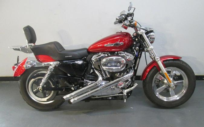 2013 Harley-Davidson® XL1200C - Sportster® 1200 Custom