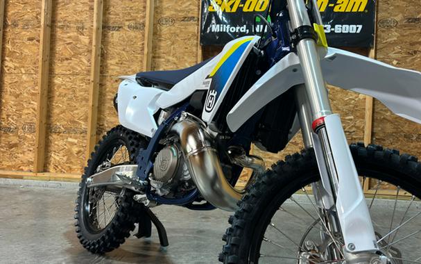 2025 Husqvarna Motorcycles TC 300