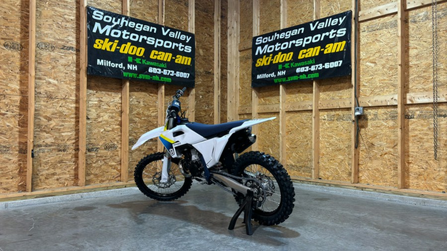 2025 Husqvarna Motorcycles TC 300