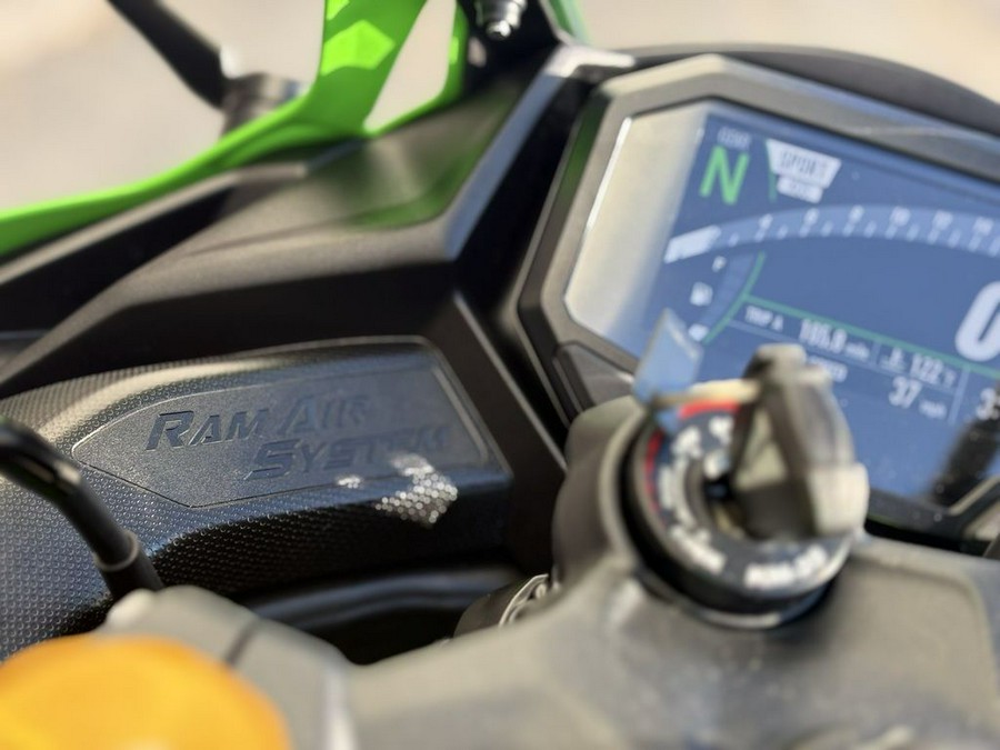 2024 Kawasaki Ninja® ZX™-4R ABS