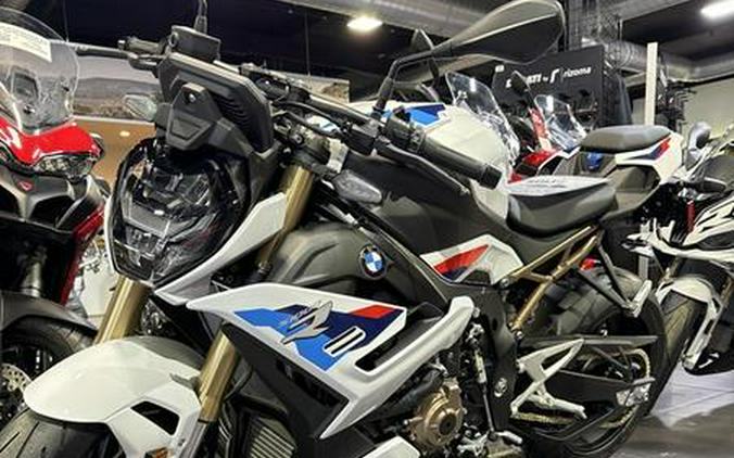 2024 BMW S 1000 R