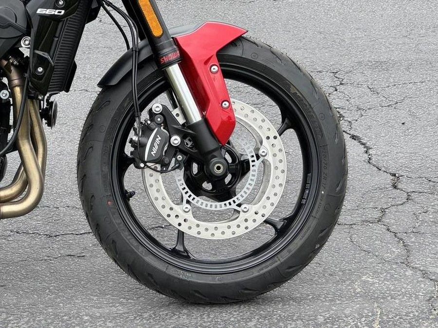 2025 Triumph Trident 660 Diablo Red/Sapphire Black