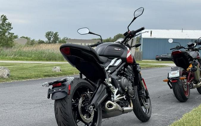 2025 Triumph Trident 660 Diablo Red/Sapphire Black