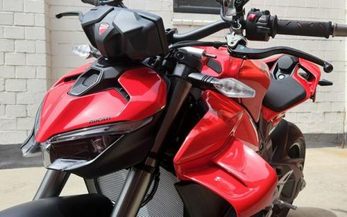 2026 Ducati Streetfighter V4