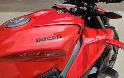 2026 Ducati Streetfighter V4