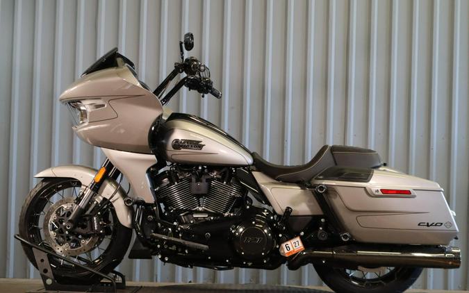 2023 Harley-Davidson CVO Road Glide FLTRXSE