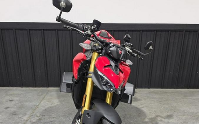 2025 Ducati Streetfighter V2 S