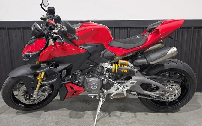 2025 Ducati Streetfighter V2 S