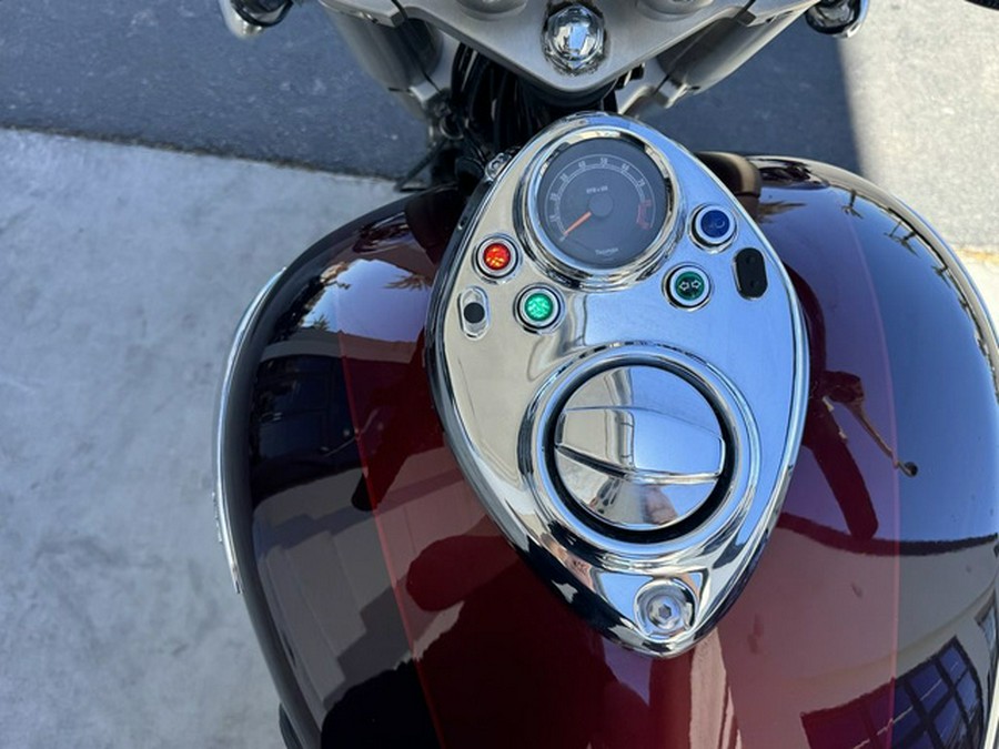 2016 Triumph America Two-Tone