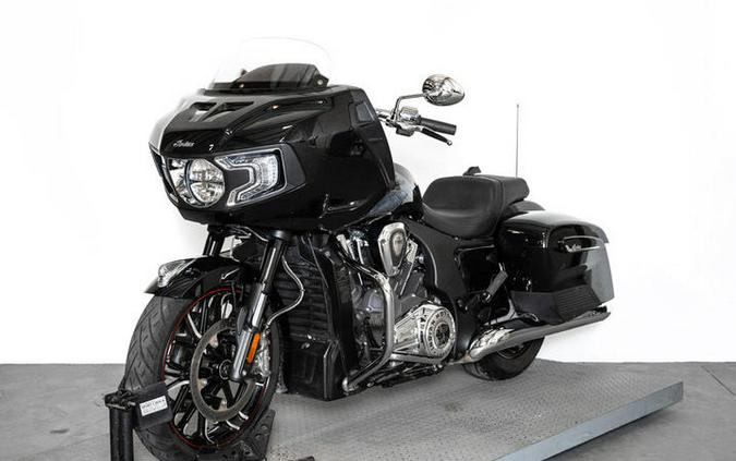 2021 Indian Motorcycle® Challenger® Limited Thunder Black Pearl