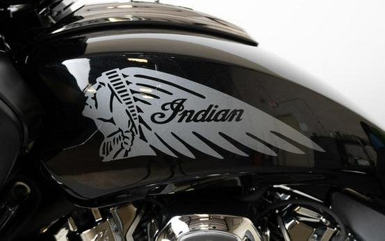 2021 Indian Motorcycle® Challenger® Limited Thunder Black Pearl