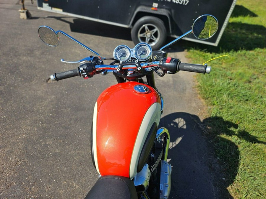 2018 Triumph Bonneville T100 New England White/ Intense Orange Black