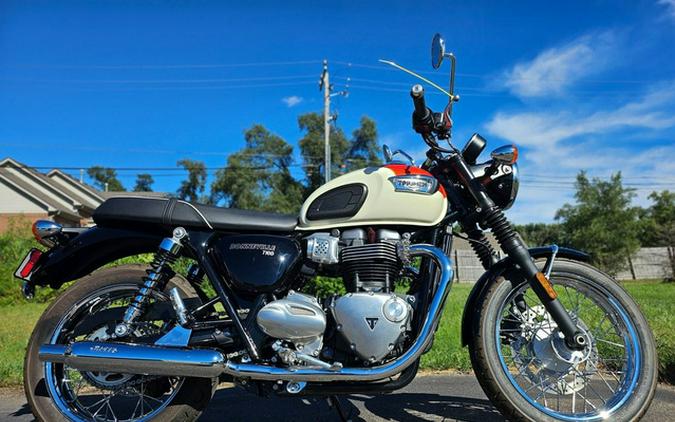 2018 Triumph Bonneville T100 New England White/ Intense Orange Black