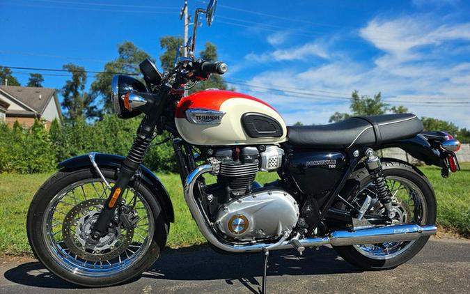 2018 Triumph Bonneville T100 New England White/ Intense Orange Black