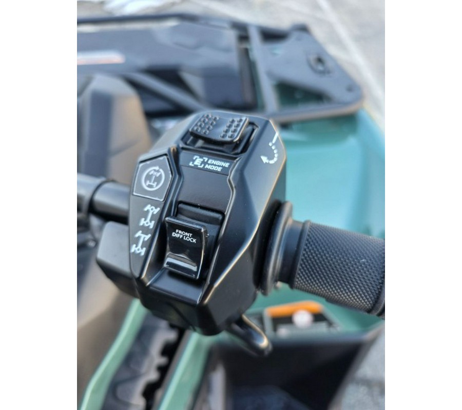 2026 Can-Am Outlander PRO XU HD7
