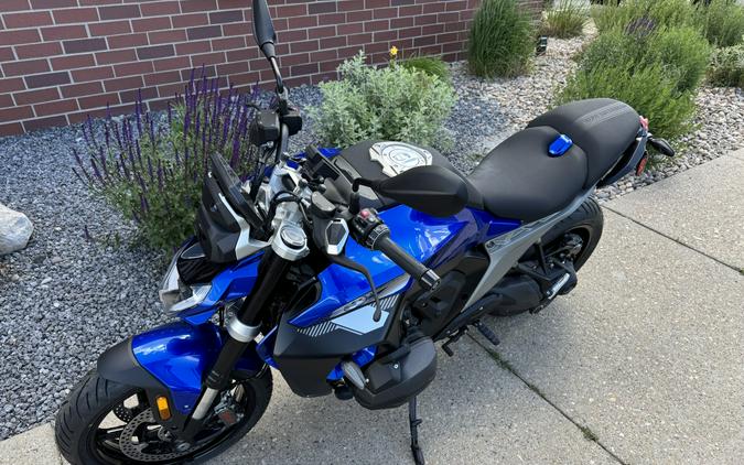 26RR 2026 R 1300 R
