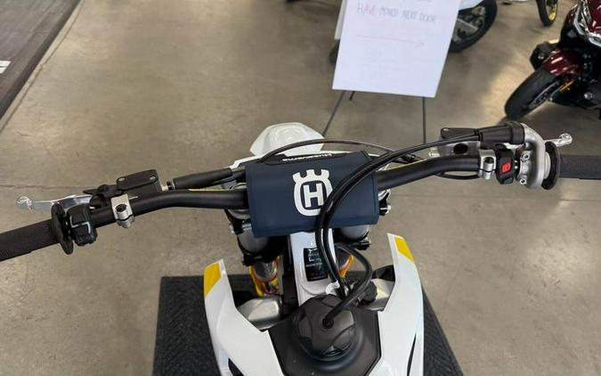 2027 Husqvarna® FC 450