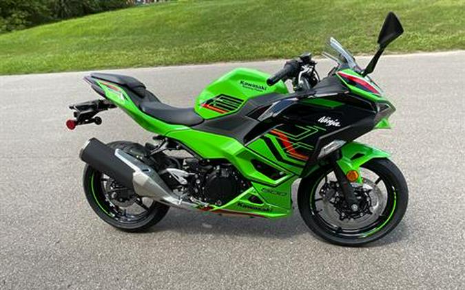 2024 Kawasaki Ninja 500 KRT Edition